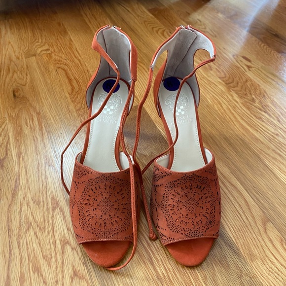 NWT genuine leather suede heel stilettos - Picture 1 of 3
